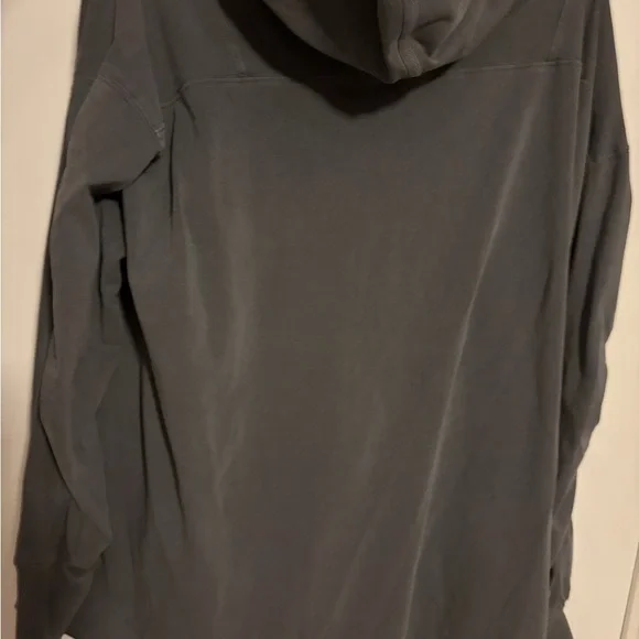 Hot Shot Hooded Layer hoodie size medium EUC retails $60 - Picture 10 of 10